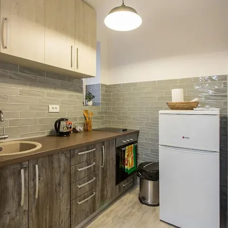 Appartement Francuska 16a *